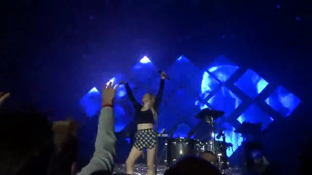 Ellie Goulding /Live Concert  (24.03.2014) - I Need Your Love - Houston