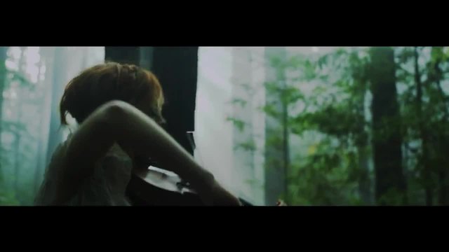 Перфектната Цигулка ! Lindsey Stirling - Beyond The Veil (Оригинално Видео) 2014