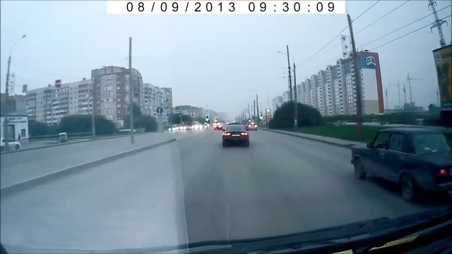 В Русия не е много желателно да се правите на отворени докато шофирате!