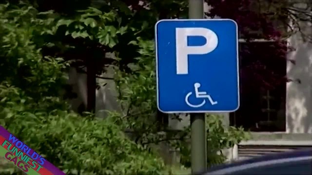 Инвалид Боядисва Колите На Паркирали .. ( Скрита Камера )