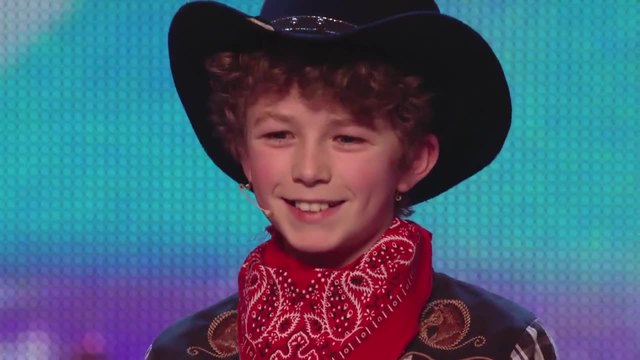 11-годишен изуми публиката с уменията си в Britain's Got Talent 2014
