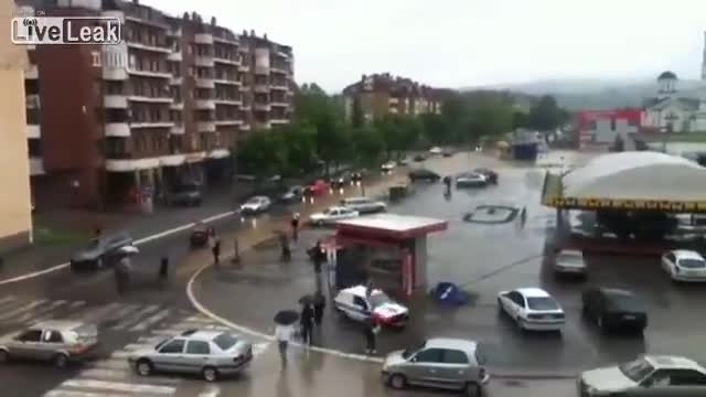 Наводнение за 5 минути в Сърбия