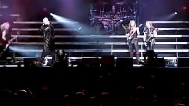 Judas Priest - Breaking The Law (Live)