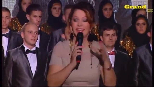 Neda Ukraden i Hor Isa Beg - Snijeg pade na behar na voce (TV Grand 2014)