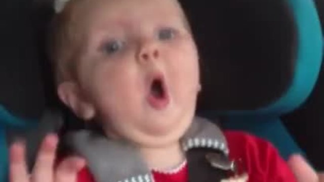 Бебе подлуди света с това видео!