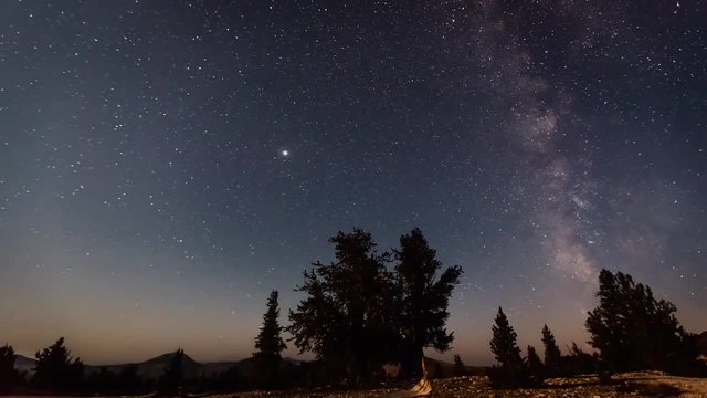 Персеиди в нощното небе тази нощ 11.08.2014 - Звезден дъжд от Perseid meteor