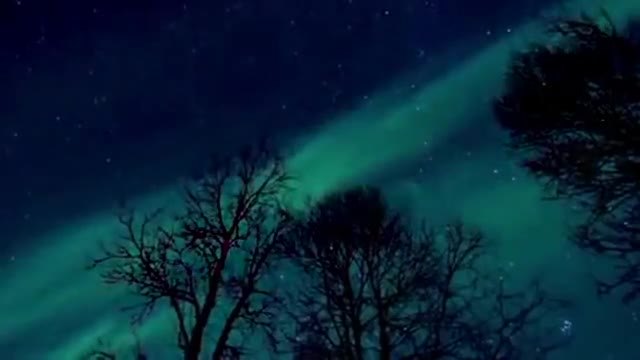 Андерс Йонас Ангстрьом (Anders Jonas Angstrom) и северното сияние Fantastic Aurora
