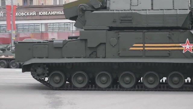 Нови руски оръжия 2014 - система Tor-m2u за въздушна противоракетна отбрана