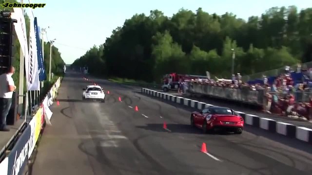 Ferrari 599 Gto vs Nissan Juke R Shpilli Villi Engineering