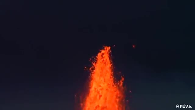 Страхотни кадри от изригването на вулкана Бардарбунга в Исландия