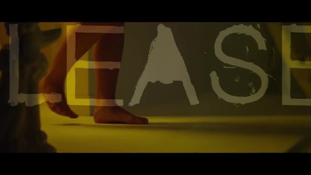 Премиера 2014 Nicky Romero &amp; Anouk - Feet On The Ground ( Official Video) превод с текст