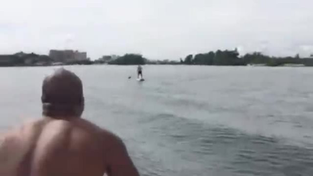 Бригс нокаутира Кличко във водата
