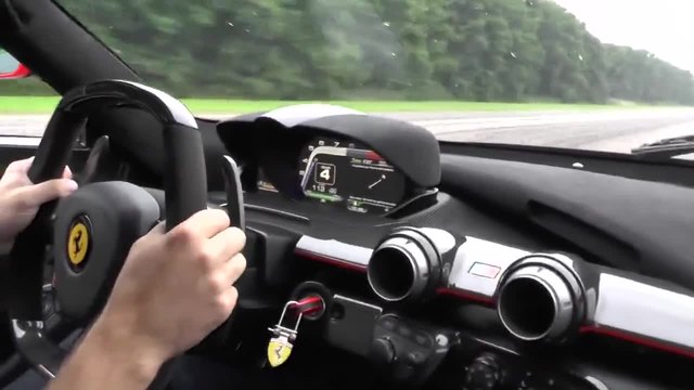 Ferrari - Laferrari - Ускорение до 350кмч