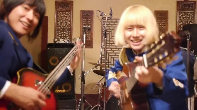 Японци изпълняват народната песен Брала мома къпини