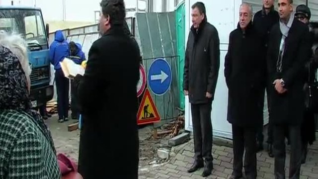 Николай Димитров кмет на Несебър направи първа копка на читалище
