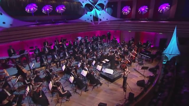 Katica Illenyi &amp; Gyor Philharmonic Orchestra - Thank You for the Music (ABBA)