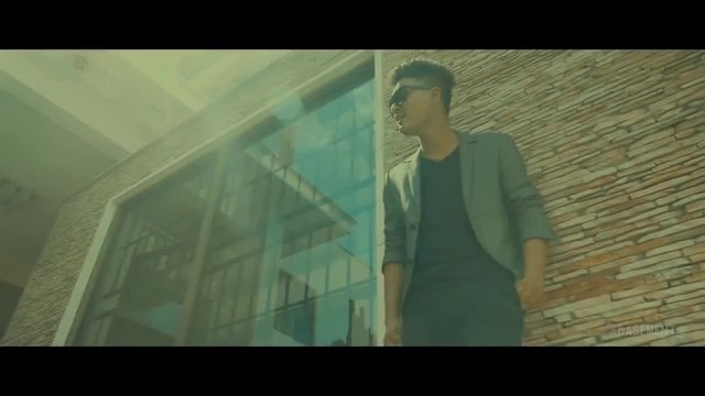 Timi Nai - Rodit Bhandari &amp; Chronic Beatz ( Official Music Video)