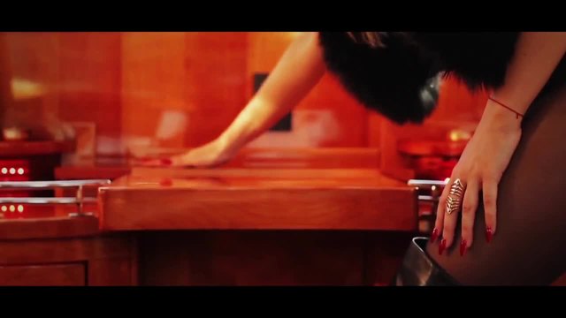 LUNA feat. Mihailo Rajicic - Tropicana  ( Official Video 2014) HD