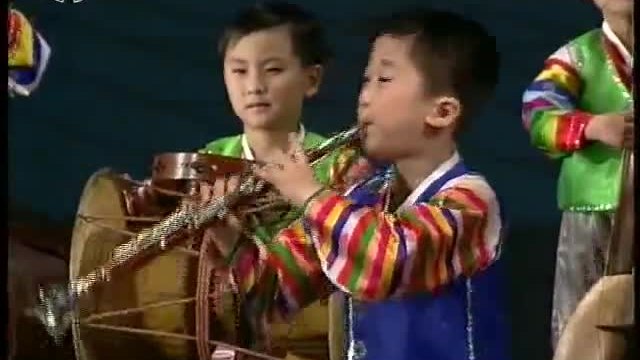 North Korea Kids Group - Mangyongdae Is a Flower Garden (DPRK Music)