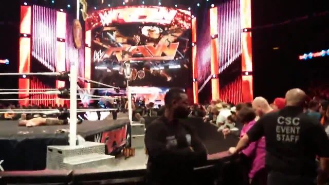 Ренди Ортън спасява Джон Сина Wwe Raw Off Air 29 12 2014