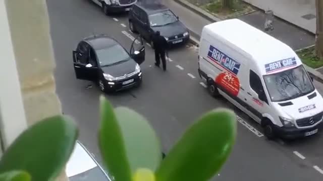 Стрелба във Франция - 12 убити в кървав атентат срещу френско сатирично списание
