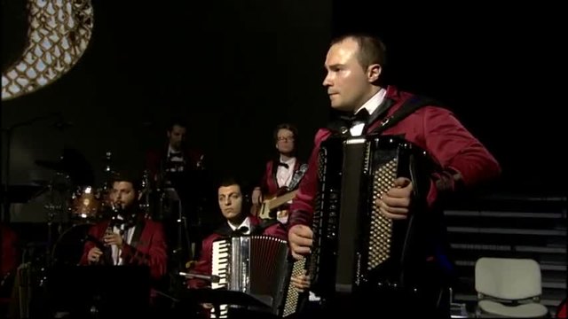 Zorica Brunclik i Dragan Kojic Keba - Nemam drage nemam druga ( Live Arena 11. 11. 2014 )