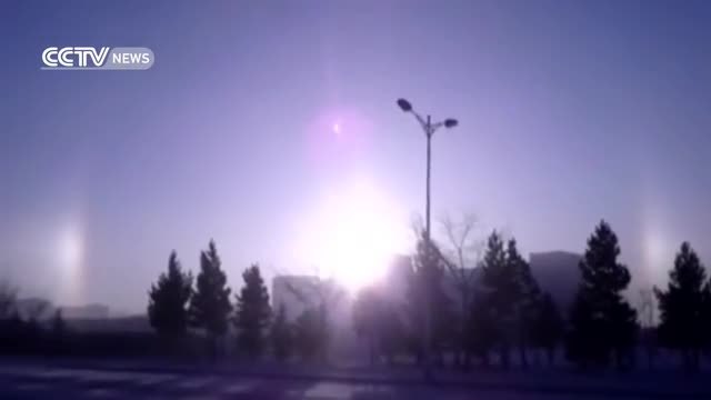 Три Слънца Изгряха над Монголия