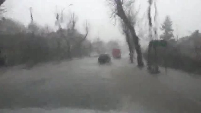 Пороен дъжд в гр. Кърджали 01.02.2015