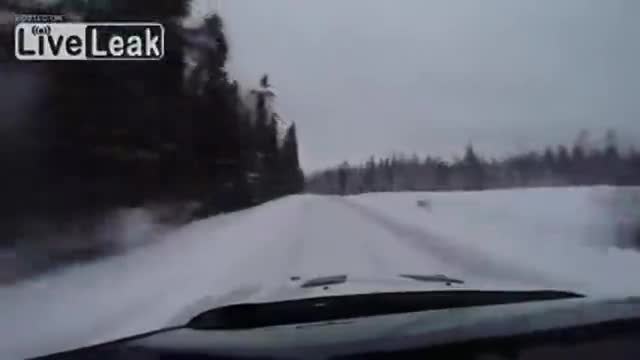 Лудо шофиране в снега