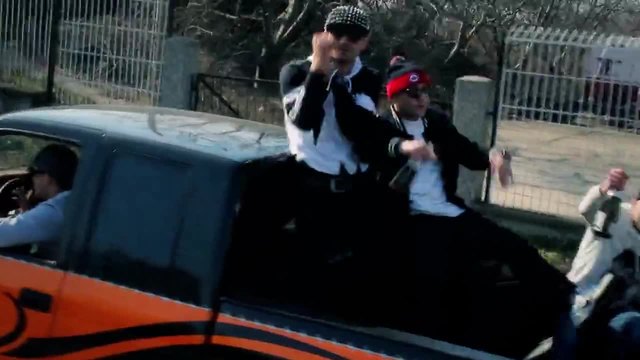 Gangsta Man &amp; Chaliani - Жълта Книжка (Fun Video)