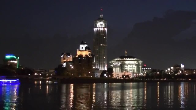 Красотата на Москва през нощта