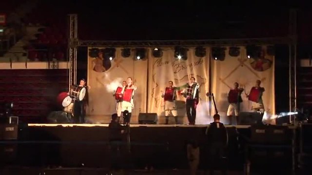 Свята земя Българска - Майстори на танца!