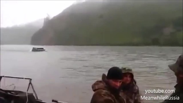 Вижте как Руснак преминава реката Like A Boss!