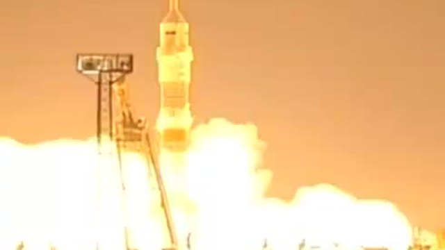 Космическият кораб Союз ТМА-16М днес се скачи успешно с МКС
