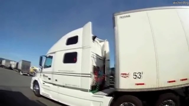Разходка из кабината на един американски камион