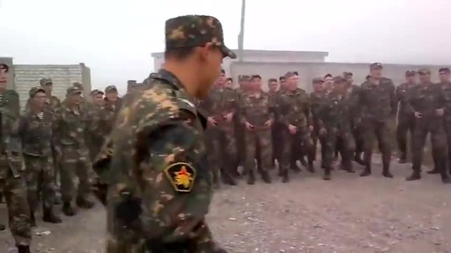 Вижте как се забавляват в руската армия