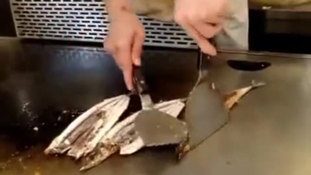 Китайски майстор виртуоз на рибата