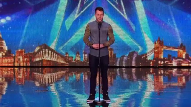 Златното момче Calum Scott докосна сърцата на всички - Britain's Got Talent 2015