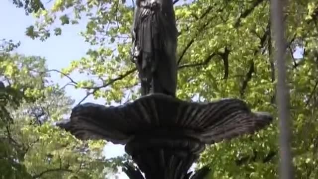Възстановиха фонтана Деметра в Пловдив
