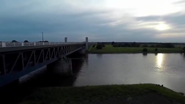 Най-дългият воден мост на Земята