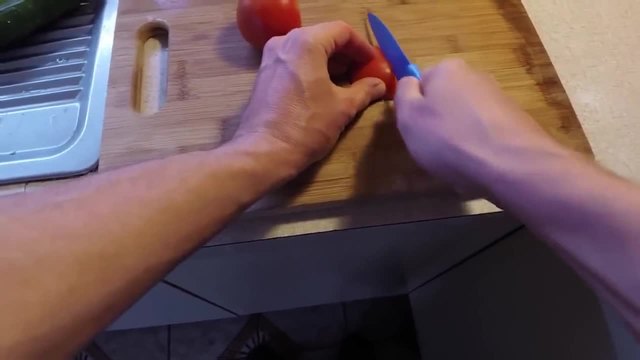 Как да наточим кухненски нож