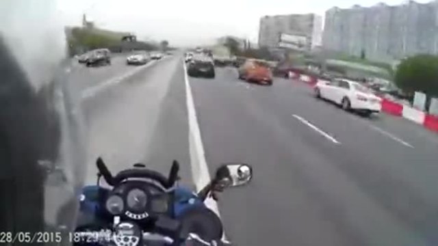 Не заставай на пътя на моторист!
