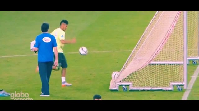 Неймар вкара невъзможен гол на тренировката на Бразилия