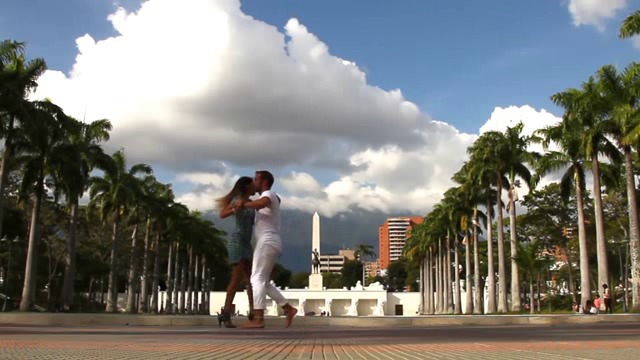 Kizomba Fusion in Caracas, Venezuela - Kristofer Menck  &  Kissie Perez
