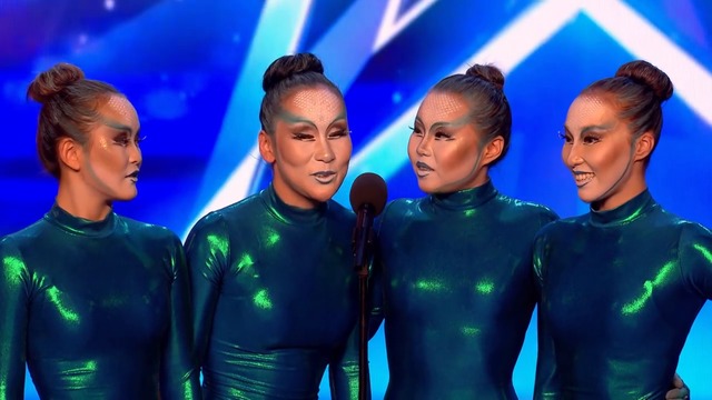 Тези момичета изумиха журито и публиката със пластичните си   умения  - Britain’s Got Talent 2017