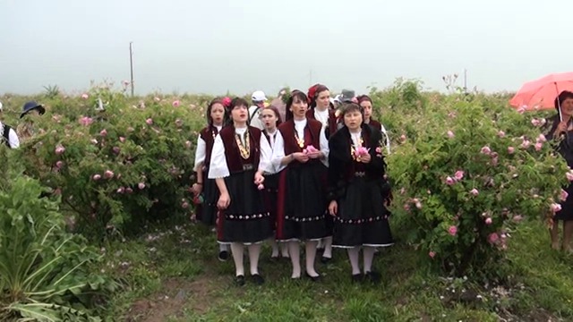 Традиции от България за Лятното слънцестоене ♥ღПразник на розата Карлово 2017 г.♥ღ