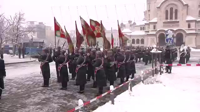 Вижте Тържествена Церемония по Освещаване на Знамената-Светини на България на Йордановден-Богоявление