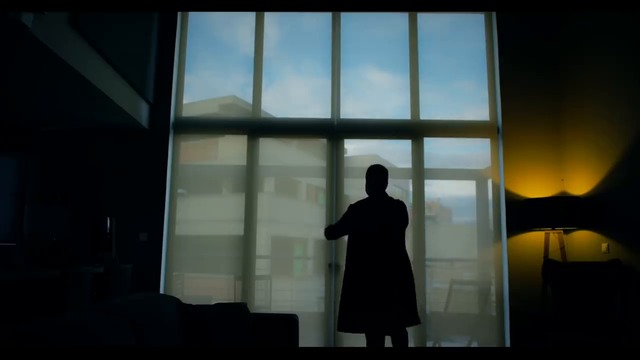 Giorgos Giannias - I Zoi De Sinehizetai (Official Music Video HD)