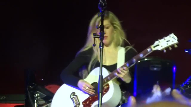Ellie Goulding /Live Concert  (24.03.2014) - Guns and Horses - Houston