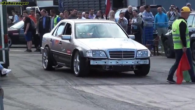 Mercedes C600 V12 в действие - Gymkhana